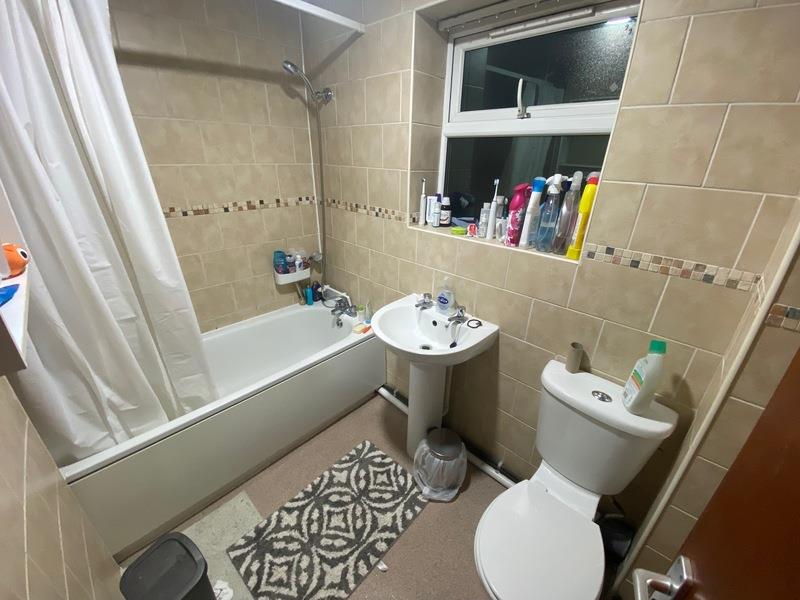 7 bed property in Coburn Street, Cardiff